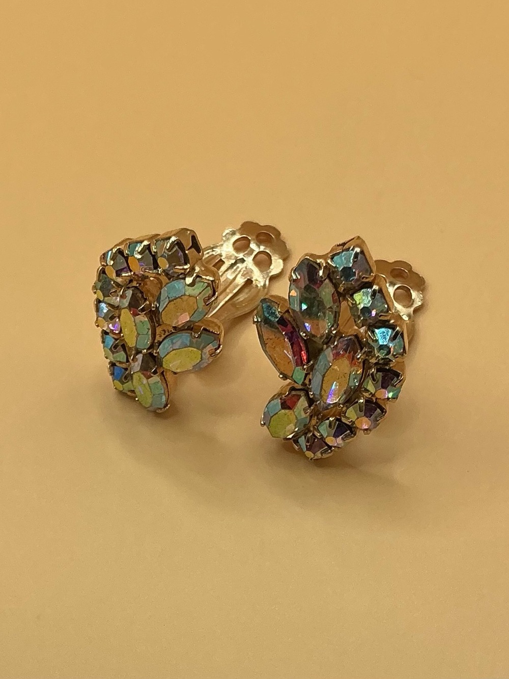 Vintage Cluster Rhinestone Clip On Earrings